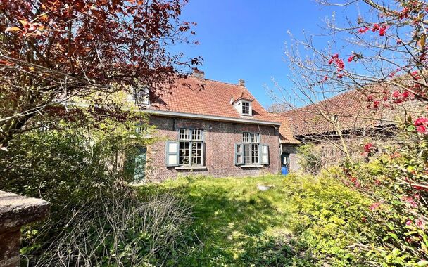 Hoeve te koop in Sint-Denijs-Westrem